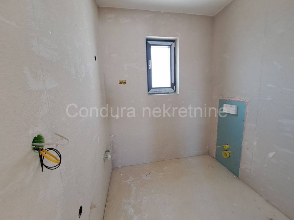 Apartman na moru, Prodaja, Privlaka, Privlaka