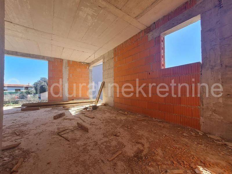 Apartman na moru, Prodaja, Vir, Vir