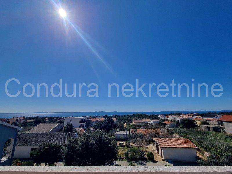 Apartman na moru, Prodaja, Vir, Vir