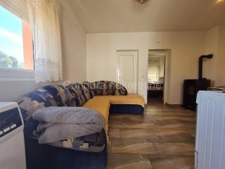 Apartman na moru, Prodaja, Vir, Vir