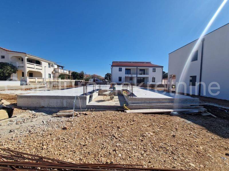 Apartman s okućnicom, Prodaja, Vir, Vir