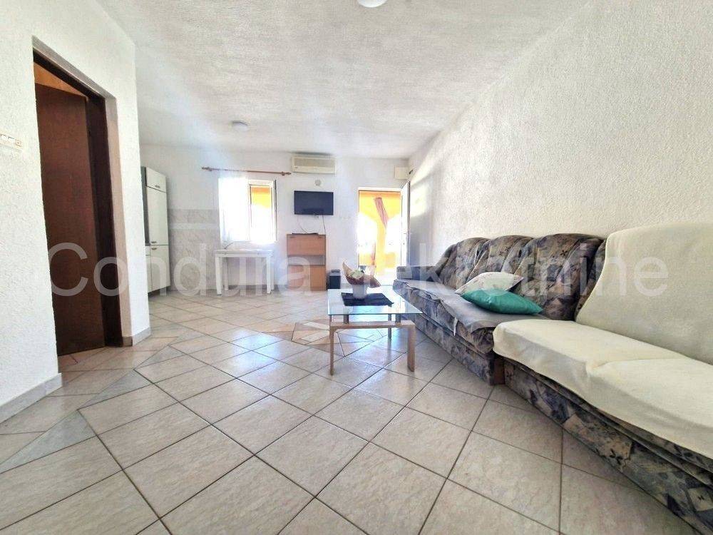 Apartman na moru, Prodaja, Vir, Vir