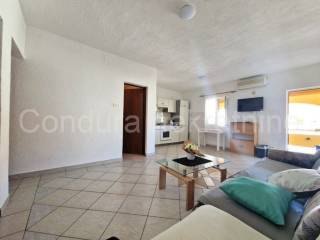 Apartman na moru, Prodaja, Vir, Vir