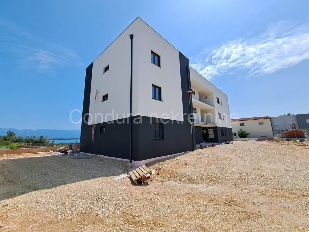 Apartman na moru, Prodaja, Nin, Nin
