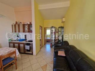 Apartman na moru, Prodaja, Vir, Vir
