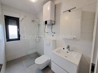 Apartman na moru, Prodaja, Nin, Zaton