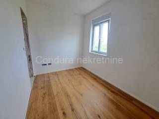 Apartman na moru, Prodaja, Privlaka, Privlaka