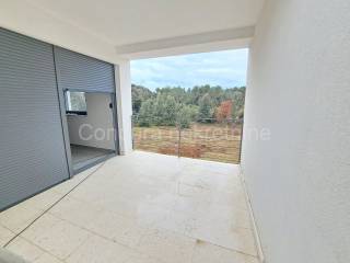Apartman na moru, Prodaja, Nin, Zaton