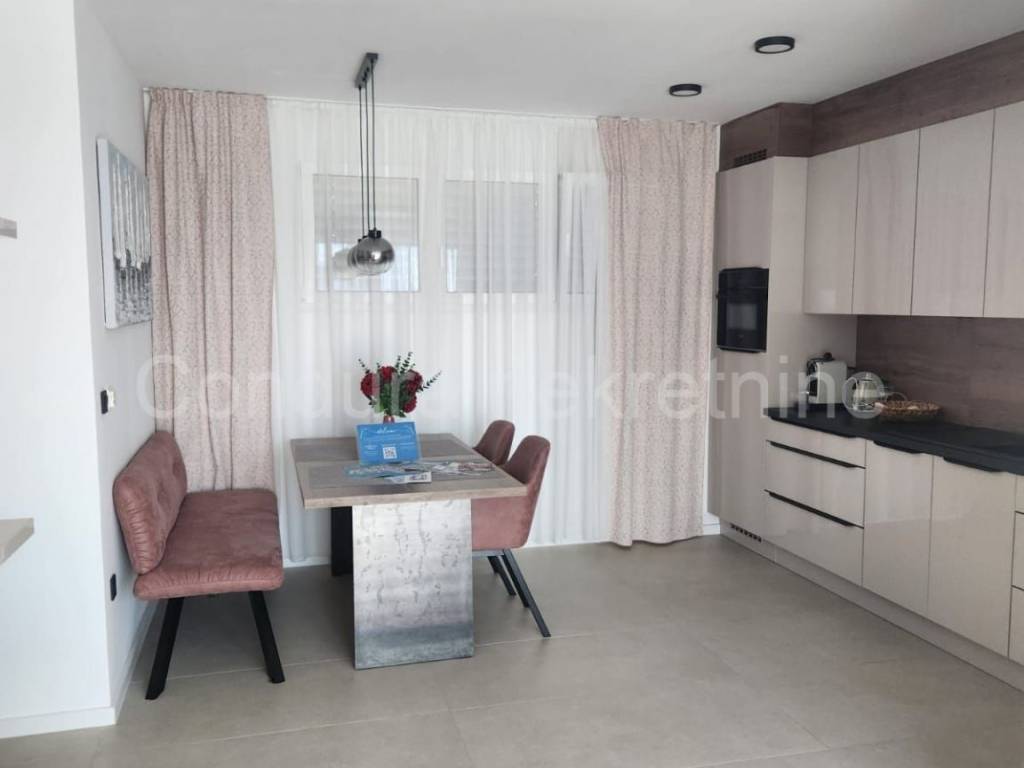 Stan u zgradi, Prodaja, Zadar, Zadar