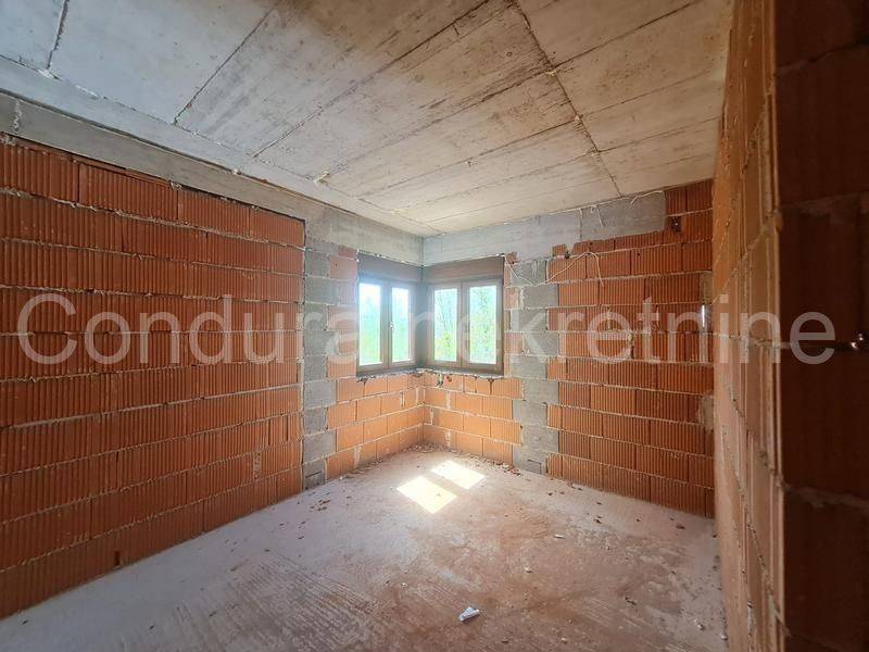 Luksuzna vila, Prodaja, Privlaka, Privlaka