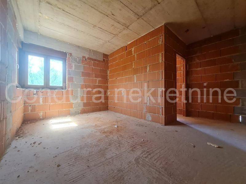 Luksuzna vila, Prodaja, Privlaka, Privlaka