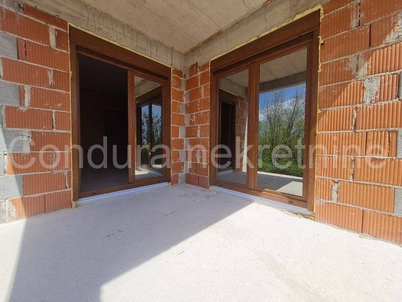 Luksuzna vila, Prodaja, Privlaka, Privlaka