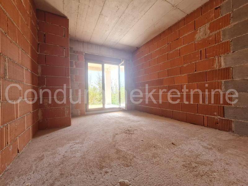 Luksuzna vila, Prodaja, Privlaka, Privlaka