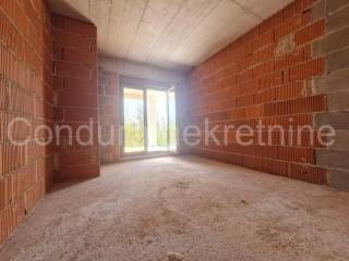 Luksuzna vila, Prodaja, Privlaka, Privlaka