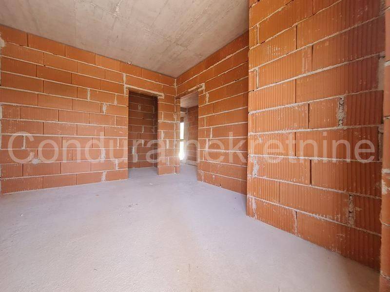 Luksuzna vila, Prodaja, Privlaka, Privlaka