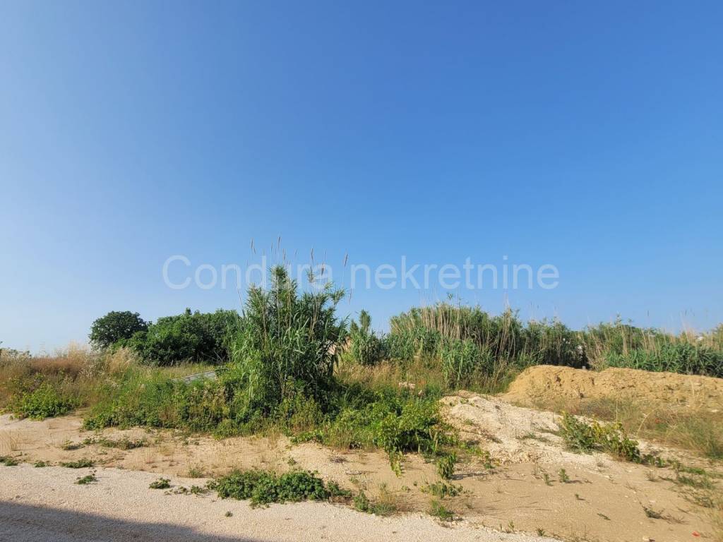 Građevinsko zemljište, Prodaja, Vrsi, Zukve