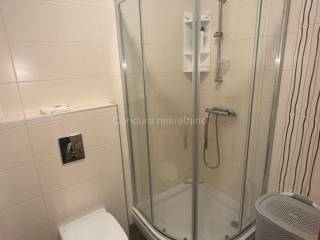 Apartman na moru, Prodaja, Nin, Nin