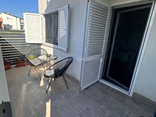 Apartman na moru, Prodaja, Nin, Nin