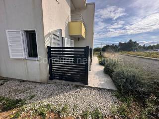 Apartman na moru, Prodaja, Nin, Nin