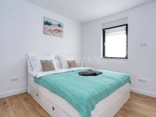 Apartman na moru, Prodaja, Nin, Nin
