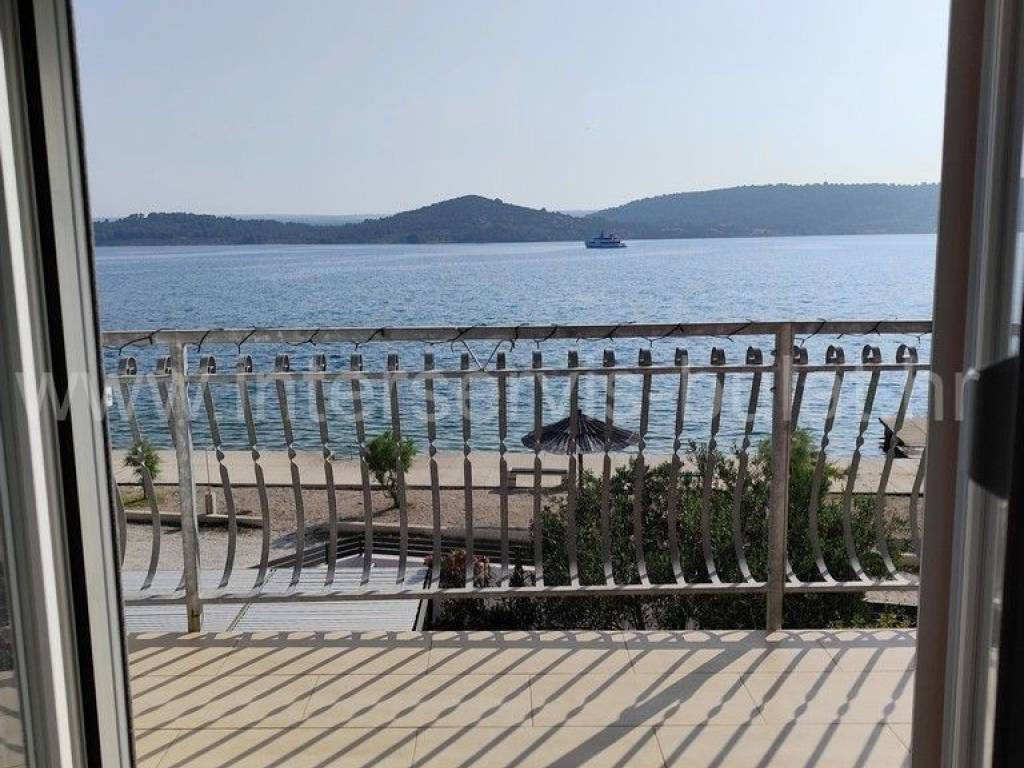 Samostojeća kuća, Prodaja, Šibenik - Okolica, Bilice