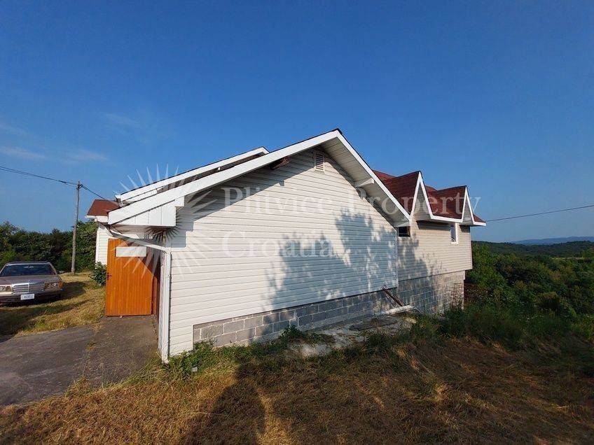 Obiteljska kuća, Prodaja, Slunj, Gornja Glina