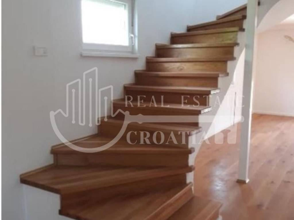 Stan u zgradi, prodaja, Zagreb,Odra