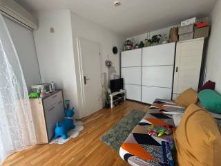 Stan u zgradi, Prodaja, Zagreb, Donja Dubrava
