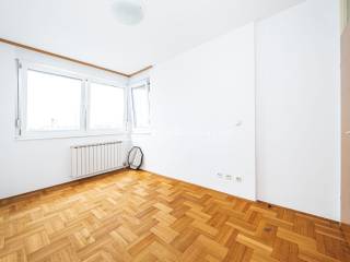 Ured, Najam, Zagreb, Donja Dubrava