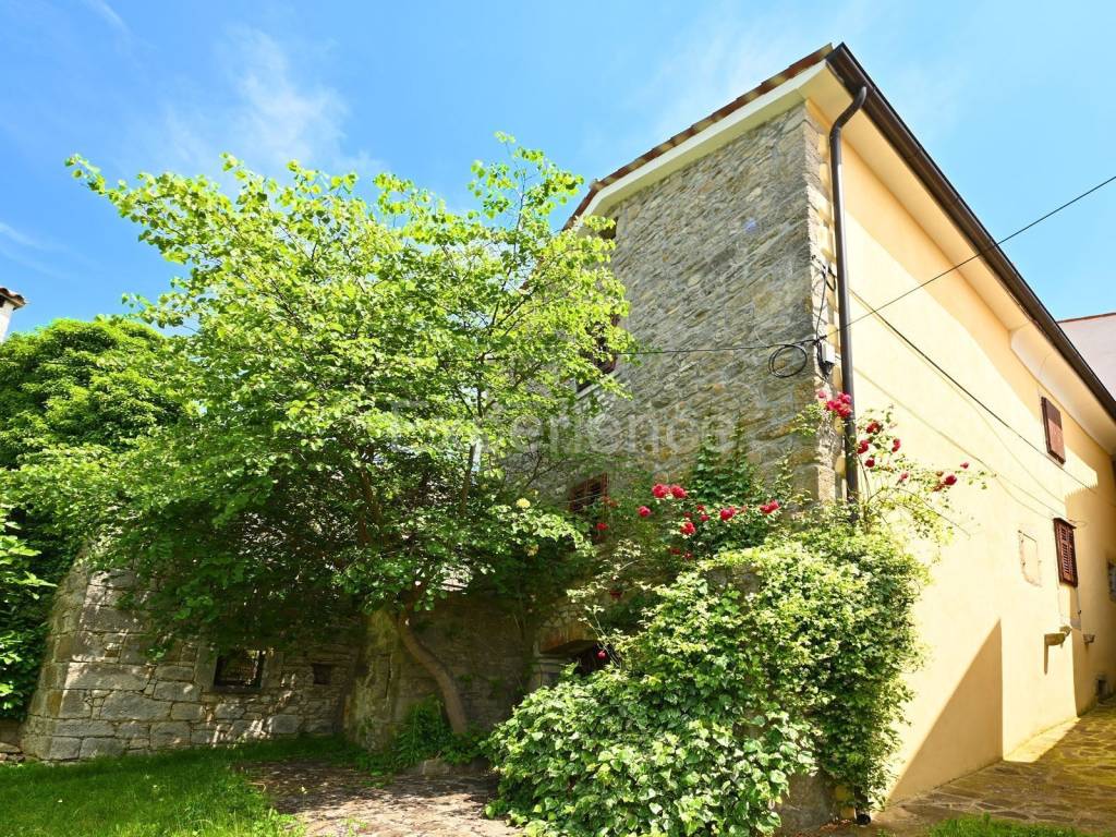 Kamena kuća, Prodaja, Lupoglav, Boljun