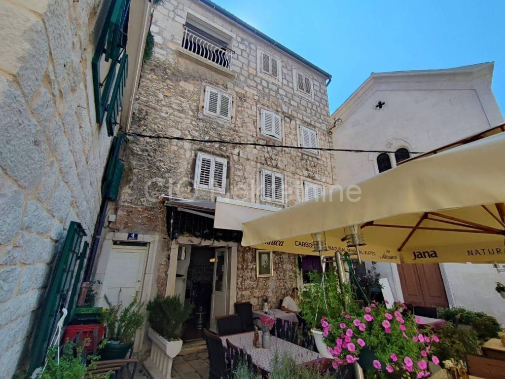 Stambeno poslovni objekt, Prodaja, Split, Split