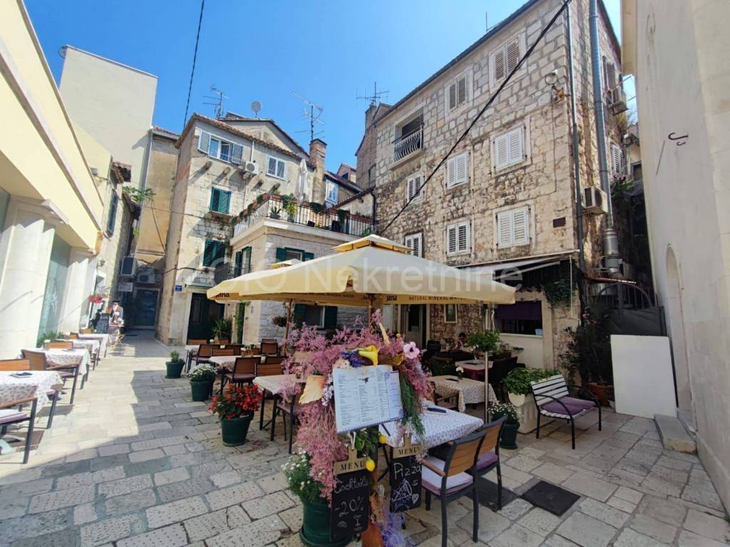 Stambeno poslovni objekt, Prodaja, Split, Split