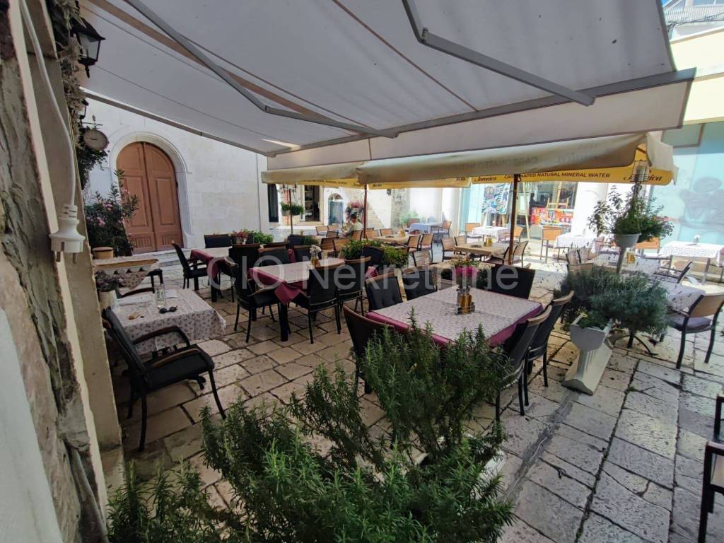 Stambeno poslovni objekt, Prodaja, Split, Split
