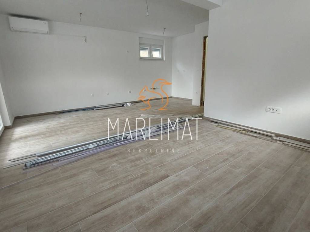 Apartman na moru, Prodaja, Kolan, Mandre
