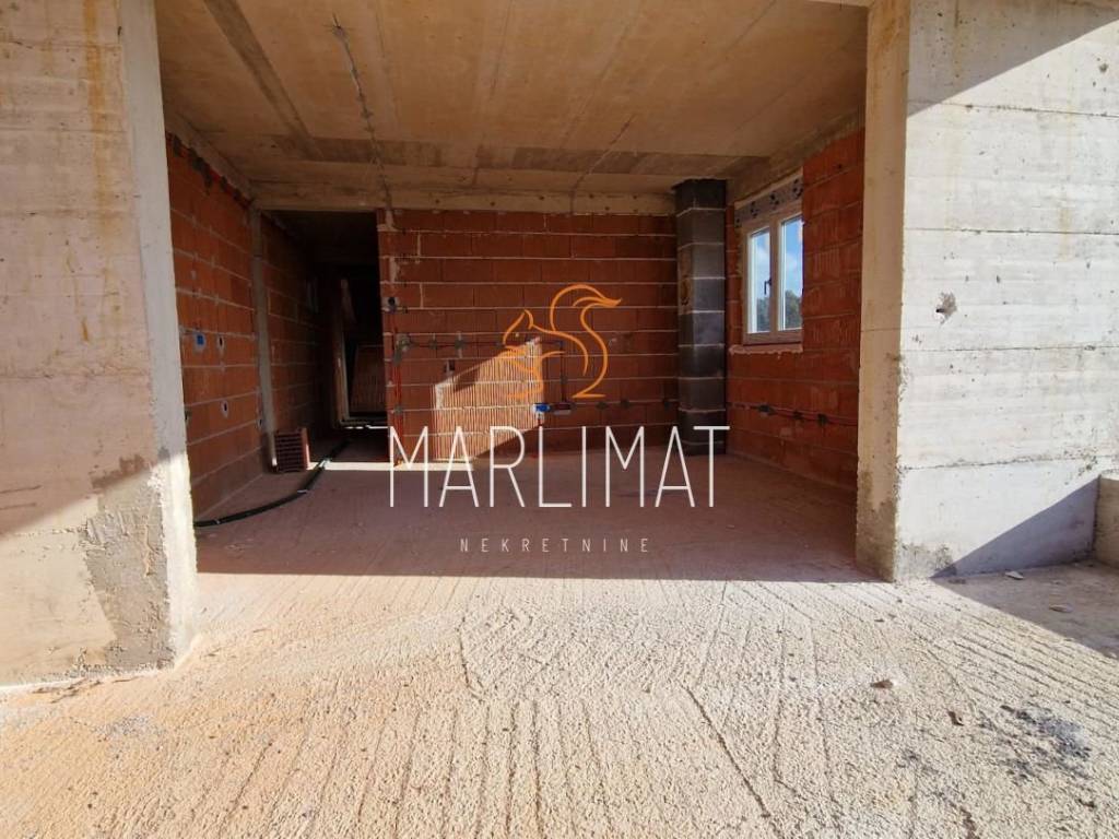 Apartman na moru, Prodaja, Kolan, Mandre