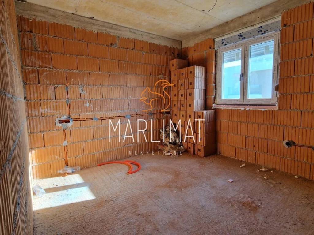 Apartman na moru, Prodaja, Kolan, Mandre