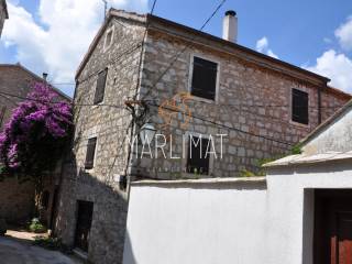 Kamena kuca, Prodaja, Jelsa, Jelsa