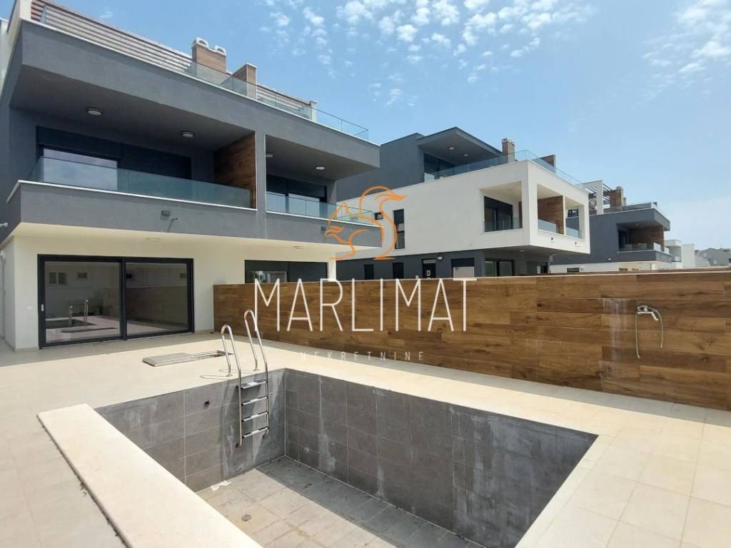 Apartman na moru, Prodaja, Novalja, Novalja