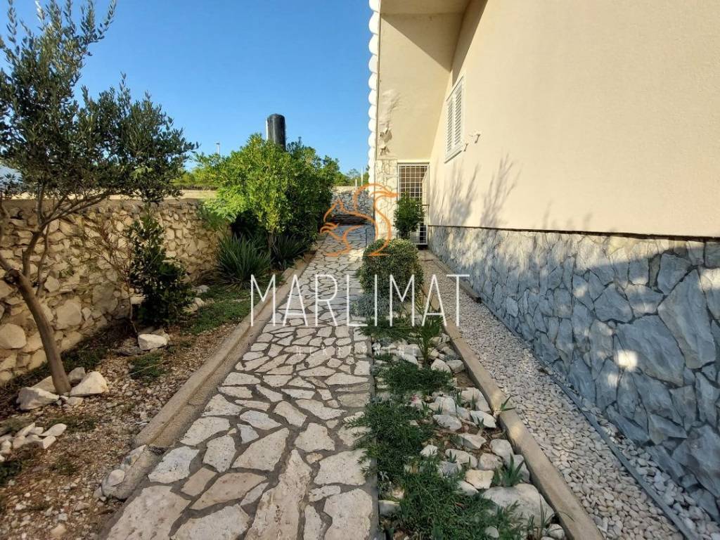 Obiteljska kuca, Prodaja, Pag, Vlasici