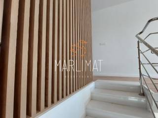 Apartman na moru, Prodaja, Povljana, Povljana