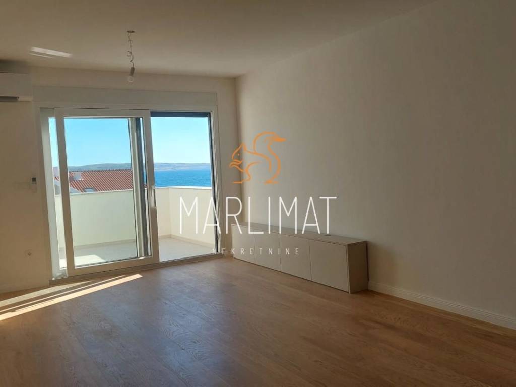 Apartman na moru, Prodaja, Povljana, Povljana