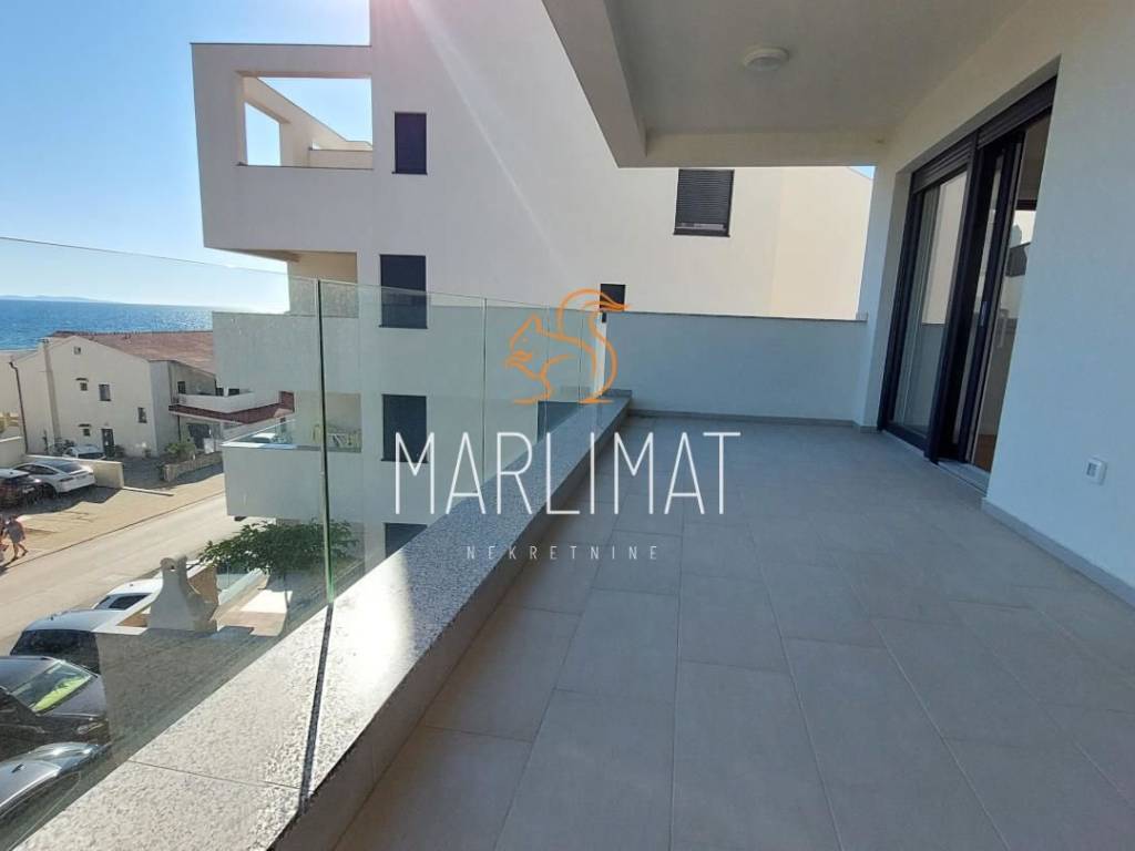Apartman na moru, Prodaja, Povljana, Povljana