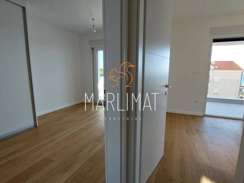 Apartman na moru, Prodaja, Povljana, Povljana