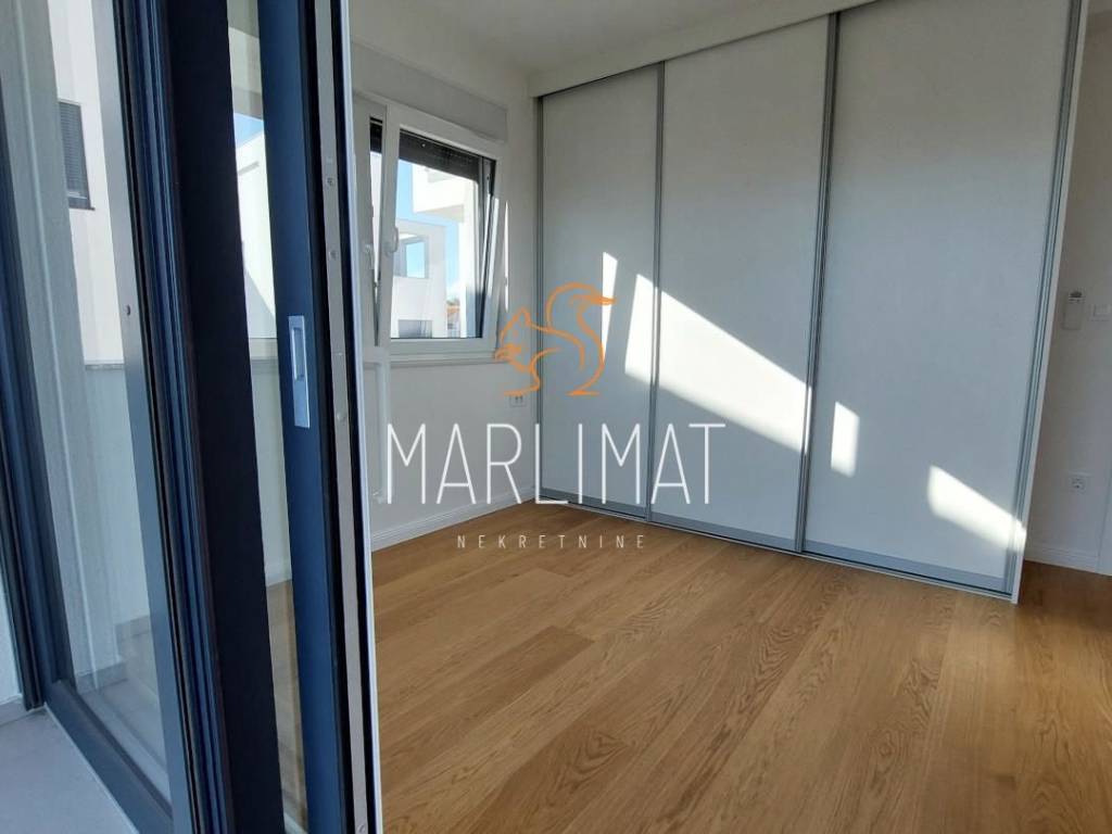 Apartman na moru, Prodaja, Povljana, Povljana
