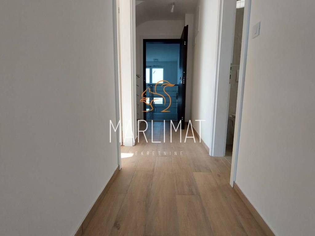 Apartman na moru, Prodaja, Povljana, Povljana