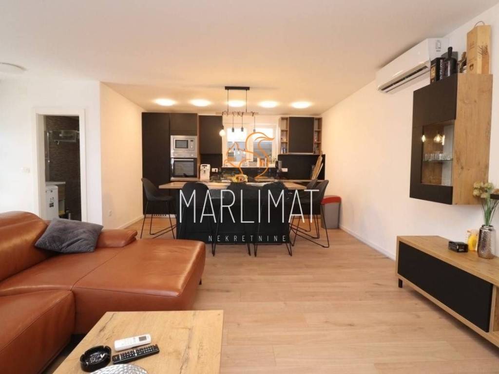 Apartman na moru, Prodaja, Vodice, Vodice