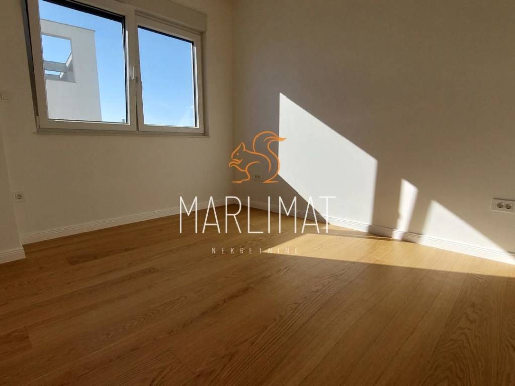 Apartman na moru, Prodaja, Povljana, Povljana