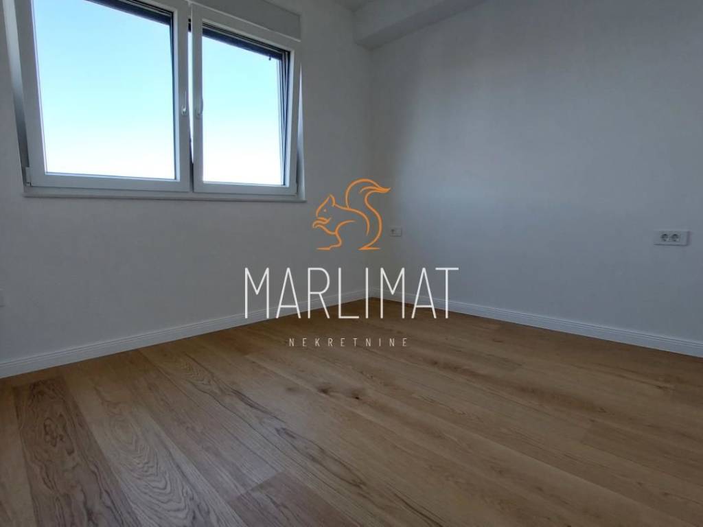 Apartman na moru, Prodaja, Povljana, Povljana