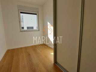 Apartman na moru, Prodaja, Povljana, Povljana