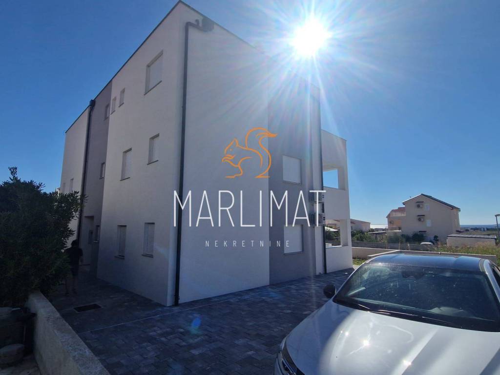 Apartman na moru, Prodaja, Povljana, Povljana